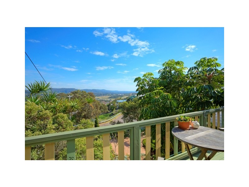 14 Yumbool Close, Forresters Beach NSW 2260