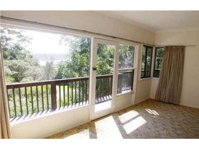 2/24 Fairscene Crescent, Avoca Beach NSW 2251