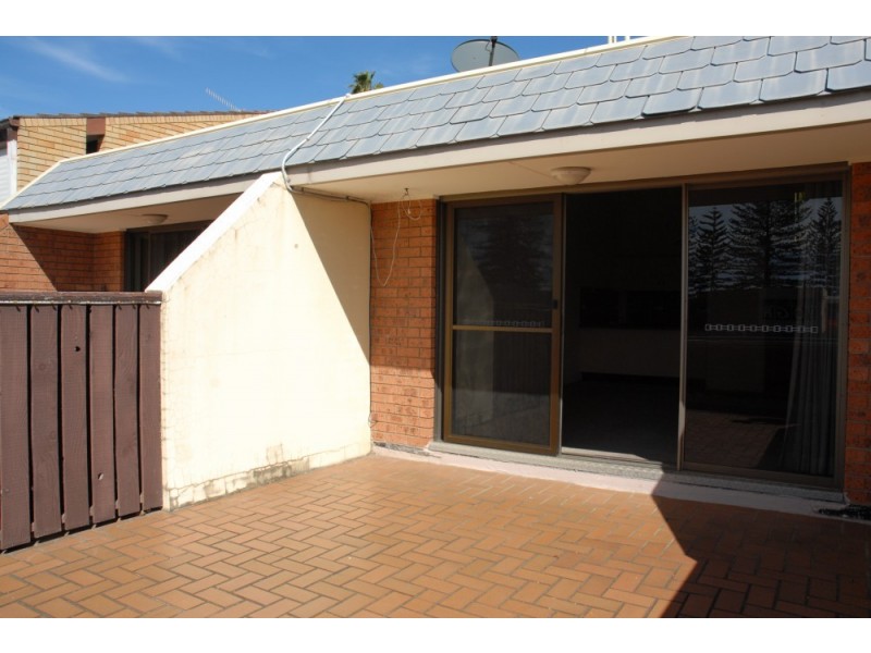 10/10 Church Street, Terrigal NSW 2260