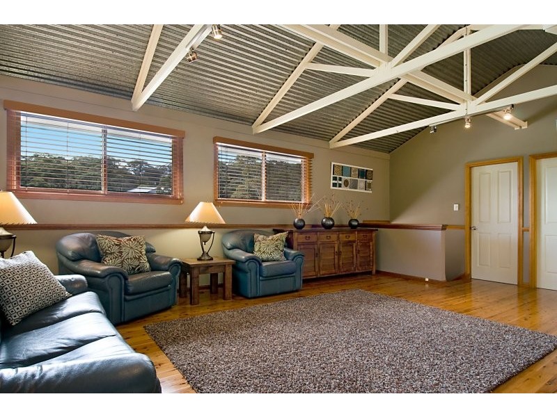 21 Solander Road, Avoca Beach NSW 2251