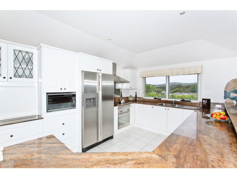 1 View Street, North Avoca NSW 2260