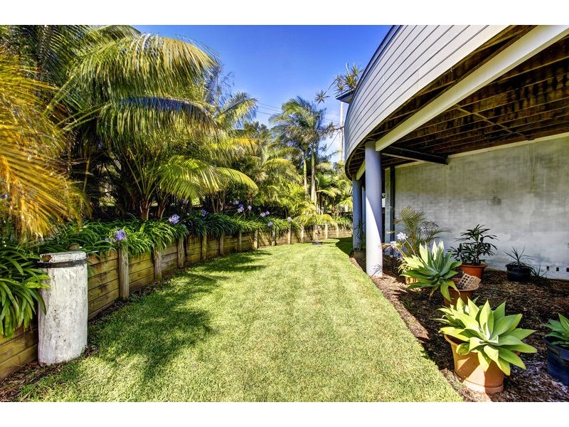 1 View Street, North Avoca NSW 2260