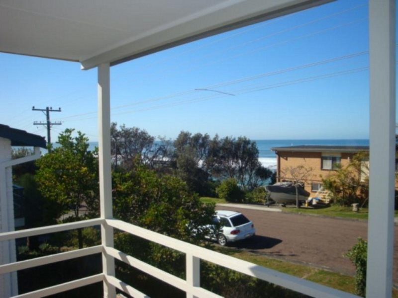 59 Kalakau, Forresters Beach NSW 2260
