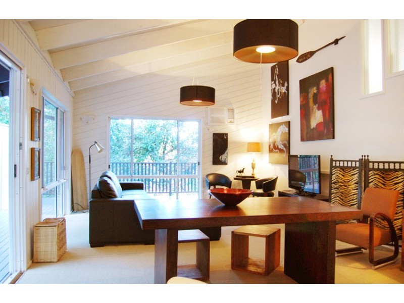 11 Rubie Crescent, East Gosford NSW 2250