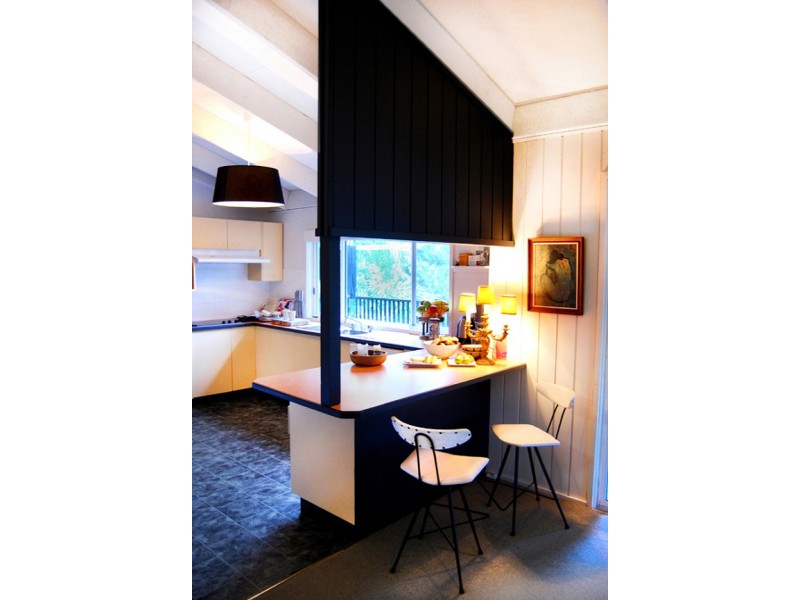 11 Rubie Crescent, East Gosford NSW 2250