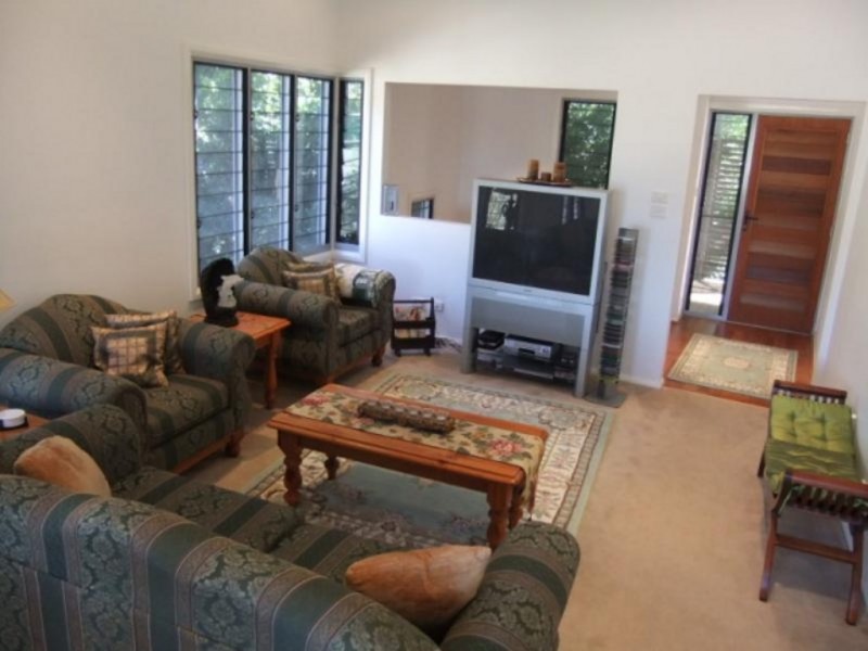 2/42 Kurrawyba Avenue, Terrigal NSW 2260