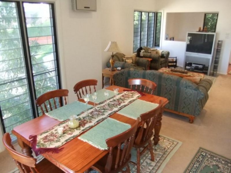 2/42 Kurrawyba Avenue, Terrigal NSW 2260