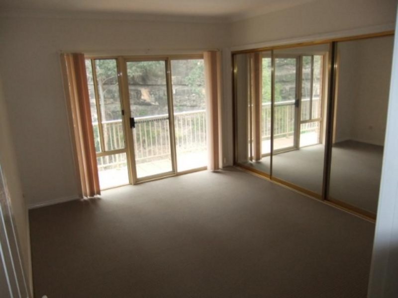 27/117 John Whiteway Drive, Gosford NSW 2250