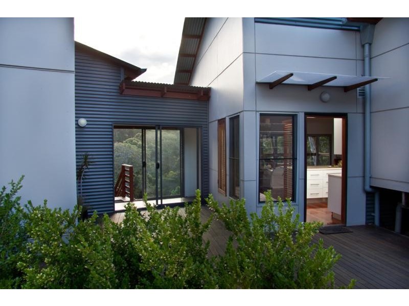 38 Cabbage Tree Avenue, Avoca Beach NSW 2251