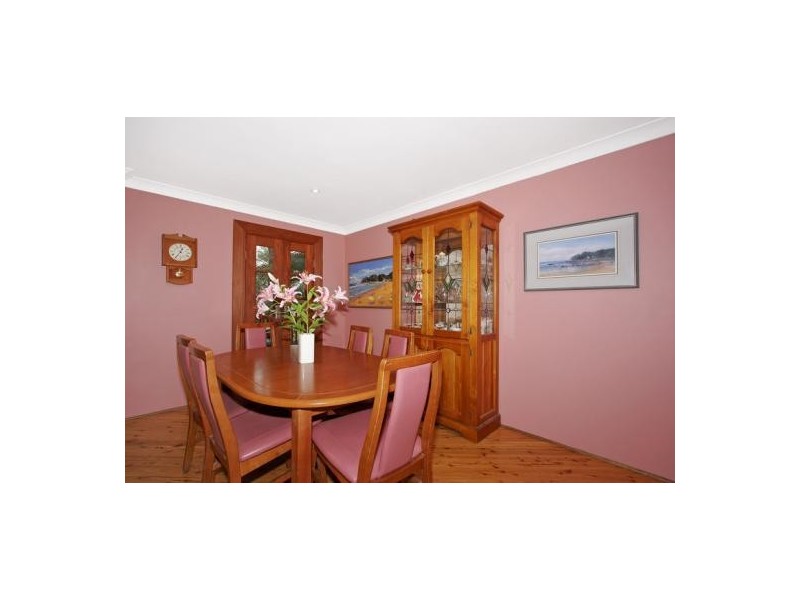 127 Hillside Road, Avoca Beach NSW 2251