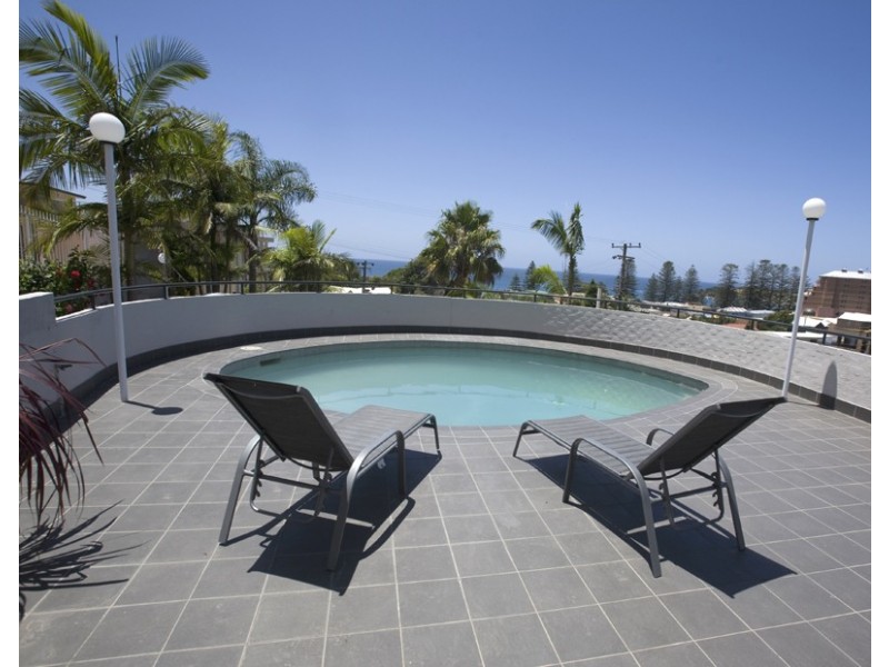 2/32 Campbell Crescent, Terrigal NSW 2260