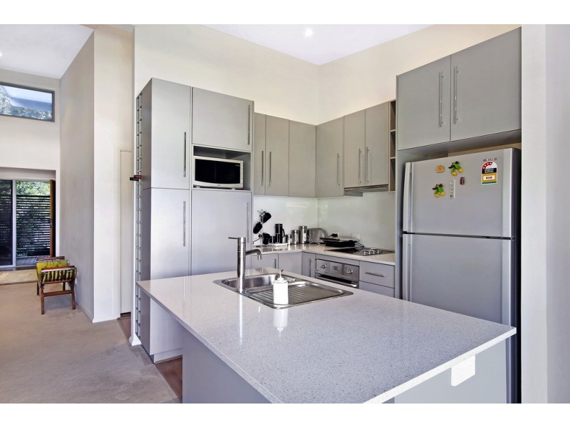 2/42 Kurrawyba Avenue, Terrigal NSW 2260