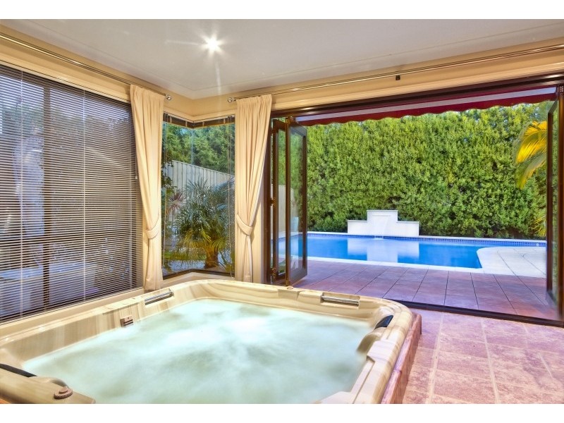 21 Bannister Drive, Erina NSW 2250