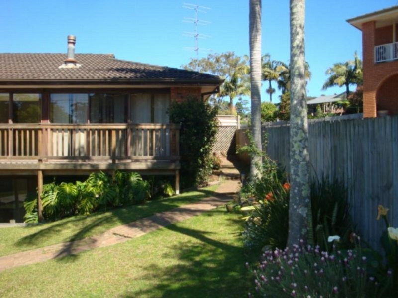 10 Sandra Place, Terrigal NSW 2260