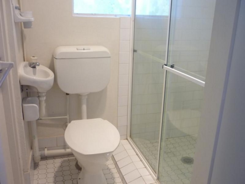 1/124 Old Gosford Road, Wamberal NSW 2260