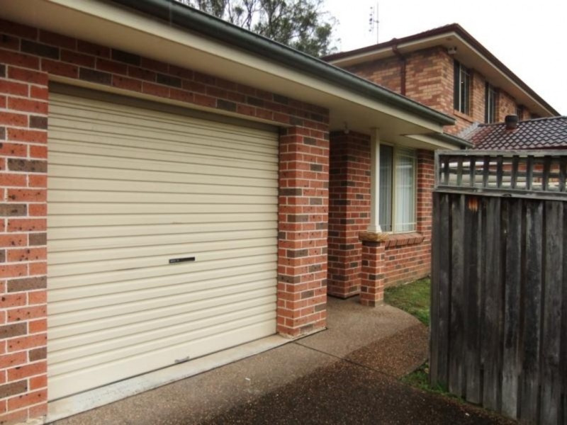 12b McKellar Parade, Point Clare NSW 2250