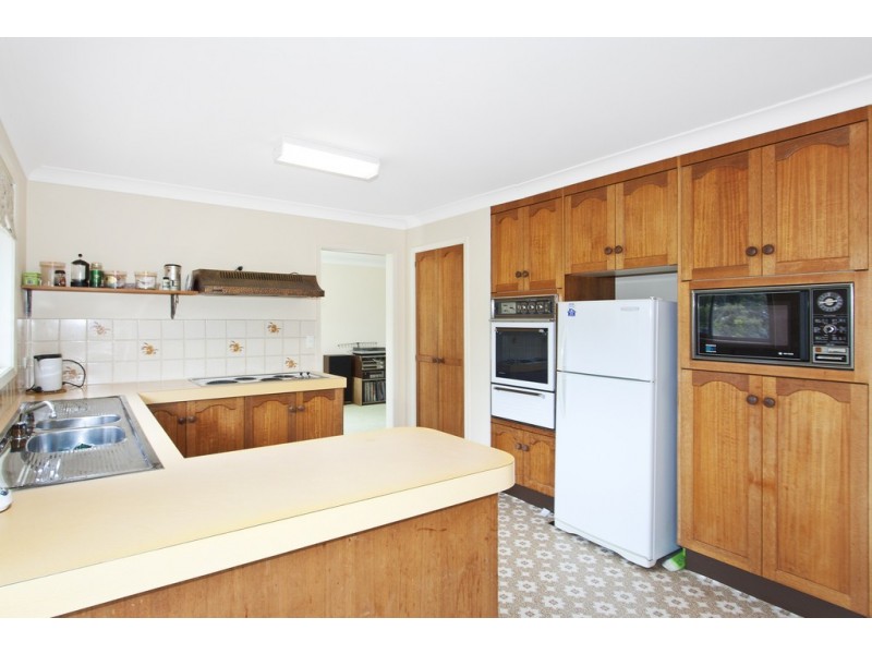 91 Surf Rider Avenue, North Avoca NSW 2260