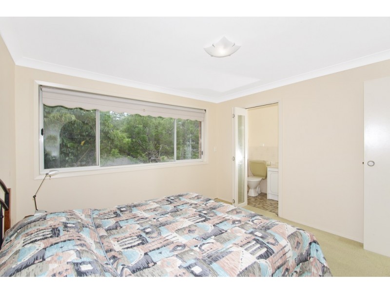 91 Surf Rider Avenue, North Avoca NSW 2260