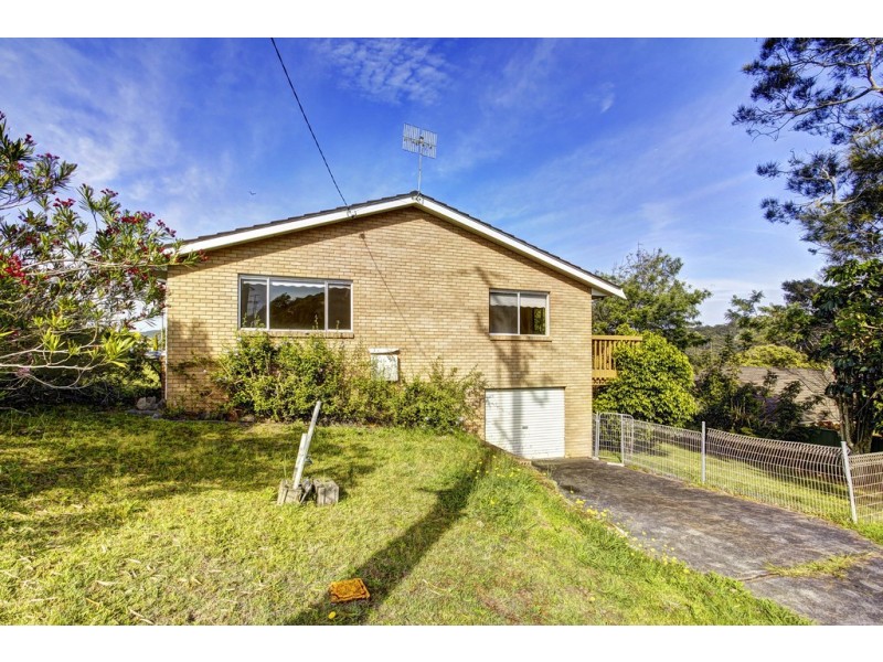 91 Surf Rider Avenue, North Avoca NSW 2260