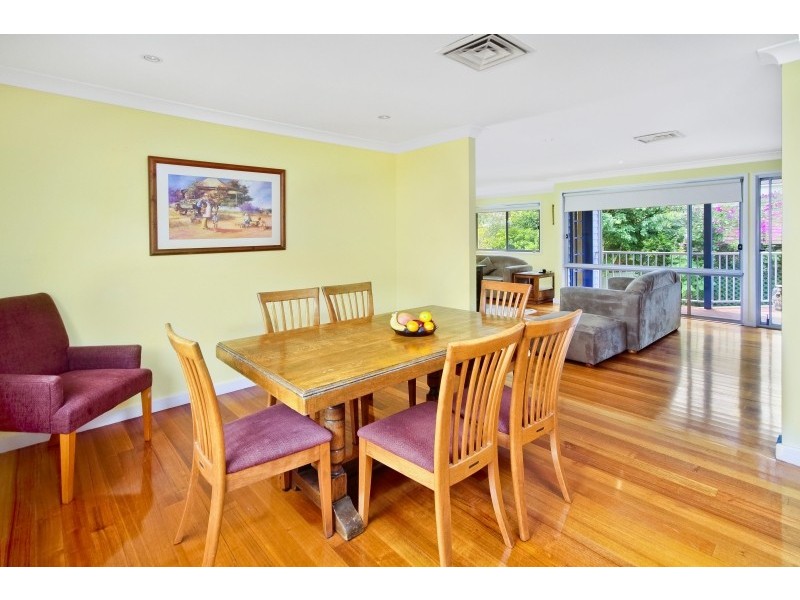 8 Noorong Avenue, Forresters Beach NSW 2260