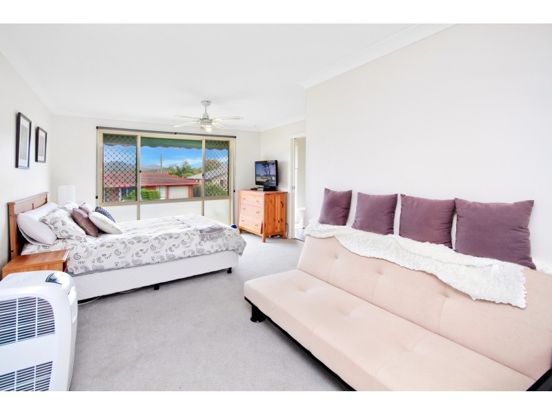 23  Albatross Close, Forresters Beach NSW 2260