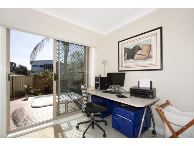 2/26 Pacific Street, Wamberal NSW 2260