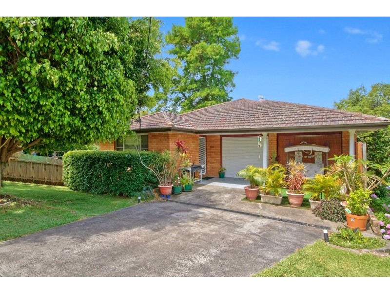 16 Raymond Terrace, Terrigal NSW 2260