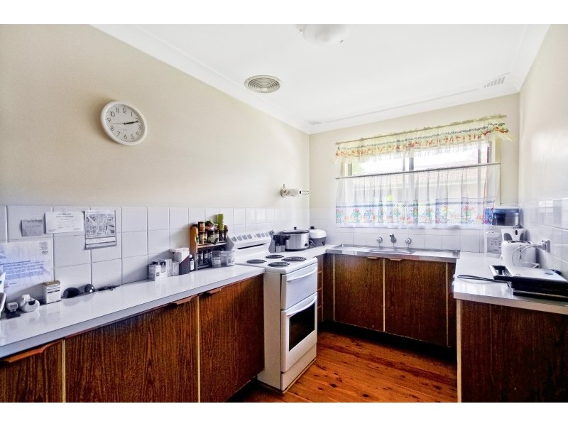 16 Raymond Terrace, Terrigal NSW 2260