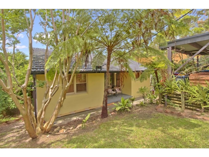6 Beachcomber Parade, North Avoca NSW 2260