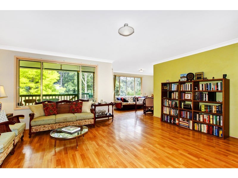 6 Karwin Avenue, Erina NSW 2250