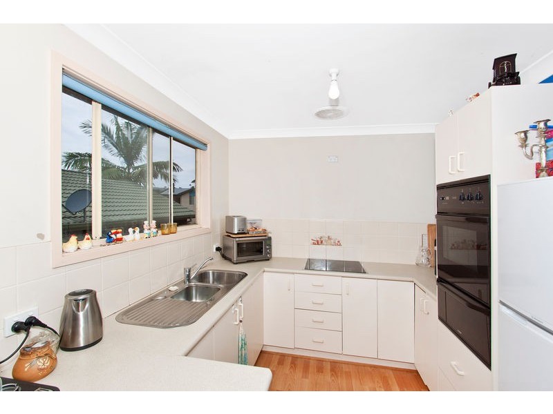 6 Karwin Avenue, Erina NSW 2250