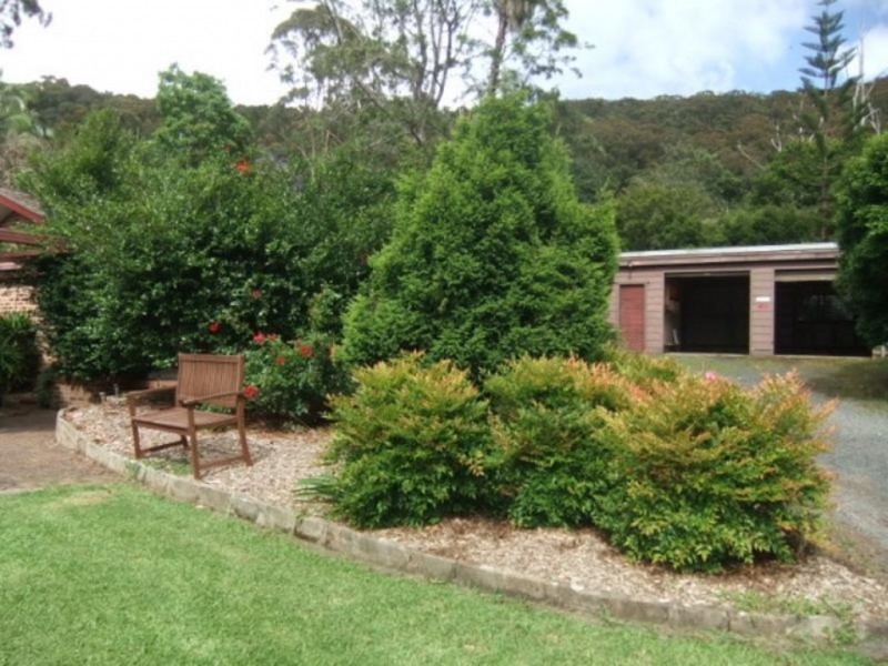 449 Tumbi Road, Wamberal NSW 2260