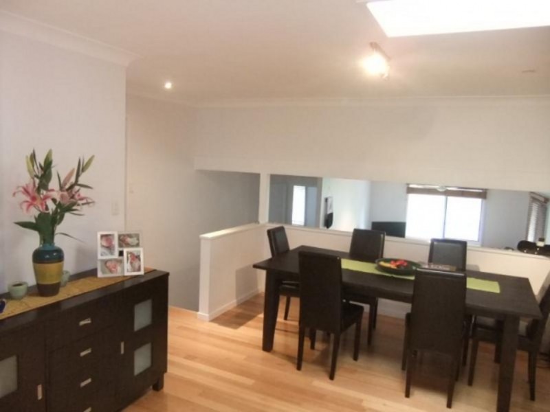 143 Lake Shore Drive, North Avoca NSW 2260