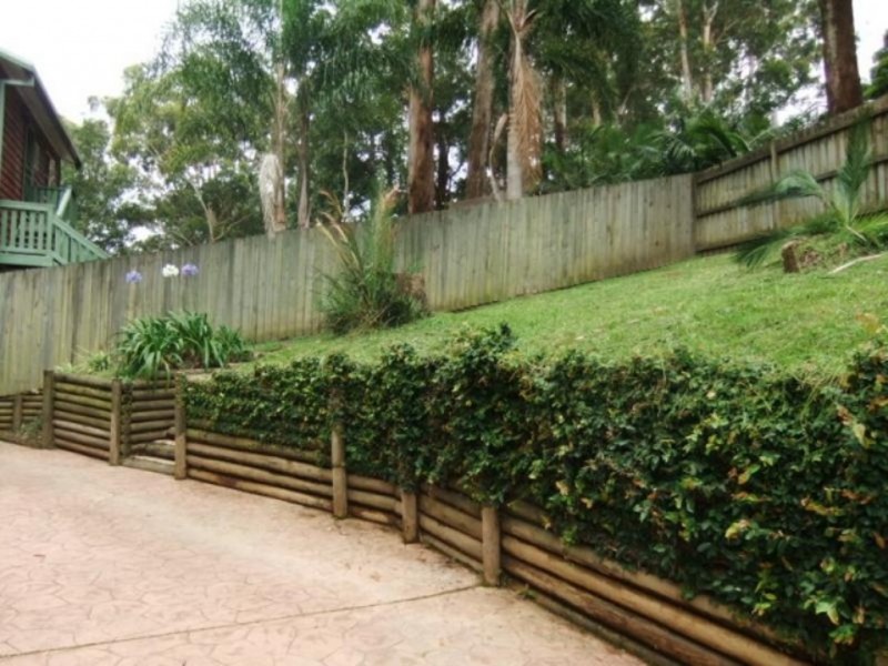 143 Lake Shore Drive, North Avoca NSW 2260