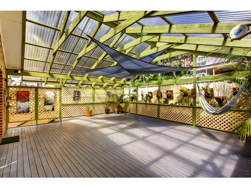 48 Surf Rider Avenue, North Avoca NSW 2260