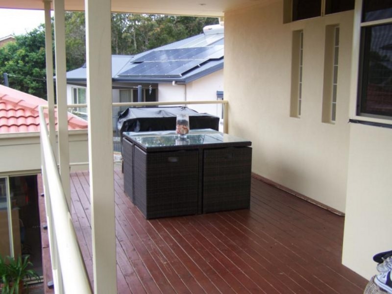 6 Minell Close, Wamberal NSW 2260