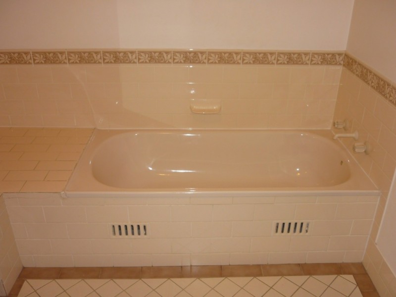 32B Bronzewing Drive, Erina NSW 2250