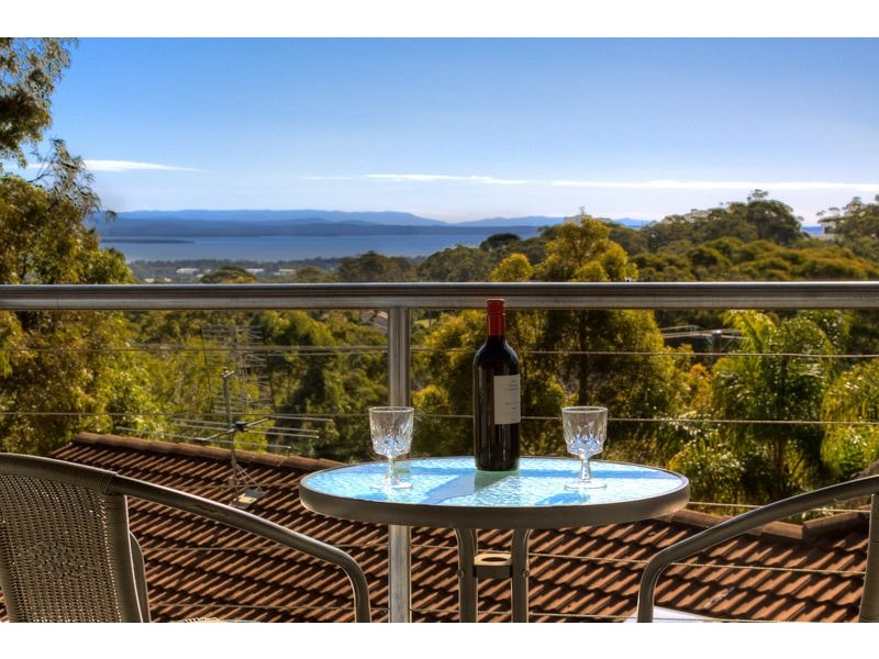 2 Stephenson Road, Bateau Bay NSW 2261