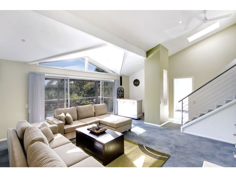 2 Stephenson Road, Bateau Bay NSW 2261