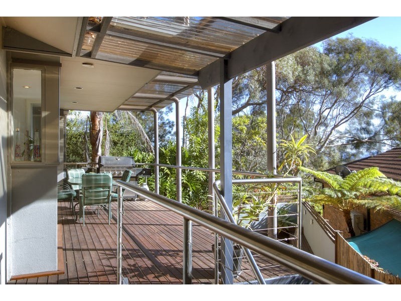 2 Stephenson Road, Bateau Bay NSW 2261