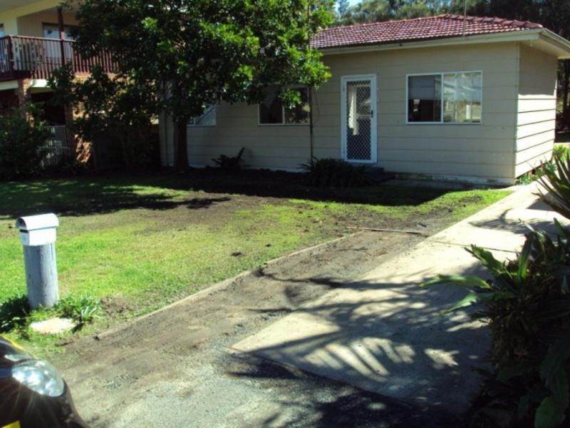 16 Del Mar, Copacabana NSW 2251