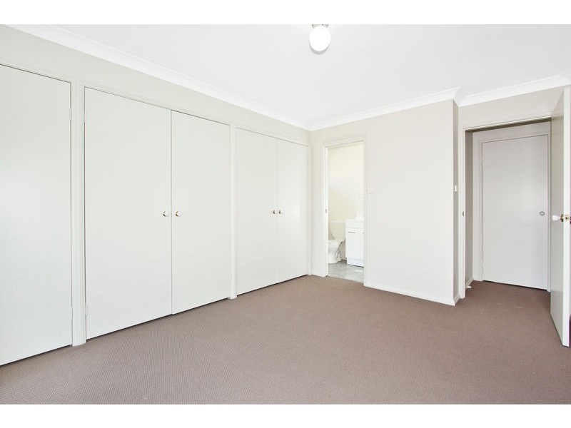 2 Kathleen Court, Berkeley Vale NSW 2261