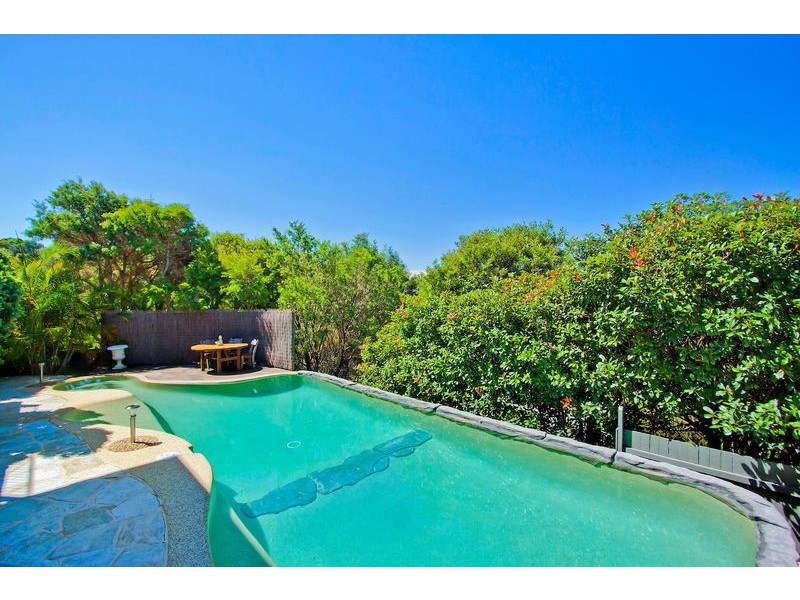 11 Cheswick Street, Avoca Beach NSW 2251