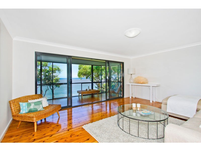 37 Endeavour Drive, Avoca Beach NSW 2251