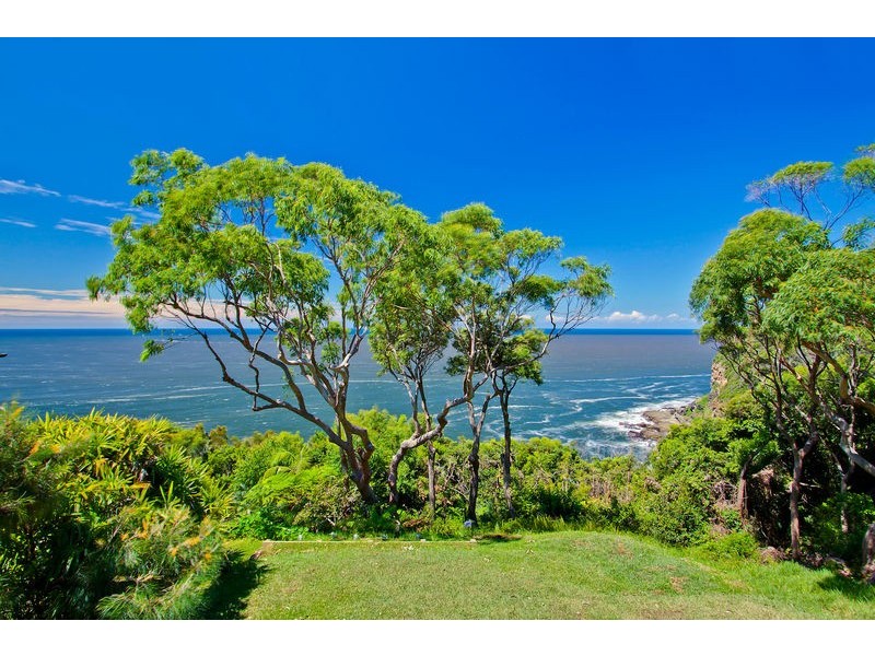 37 Endeavour Drive, Avoca Beach NSW 2251