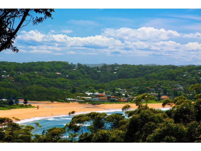 43 Fairscene Crescent, Avoca Beach NSW 2251