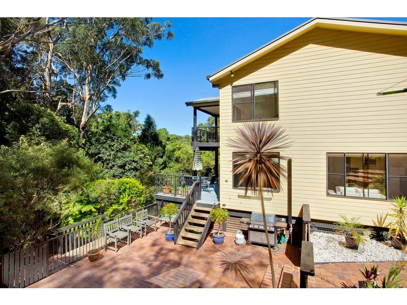 6 Dandenong Close, Avoca Beach NSW 2251