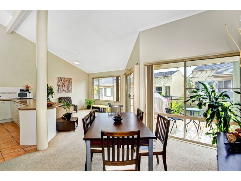 27/4 Karla Avenue, Terrigal NSW 2260