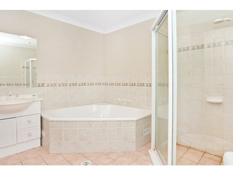 27/4 Karla Avenue, Terrigal NSW 2260