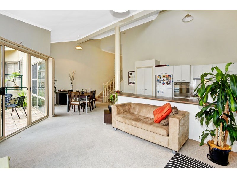 27/4 Karla Avenue, Terrigal NSW 2260